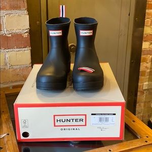 Hunter original short play boots with tab defect